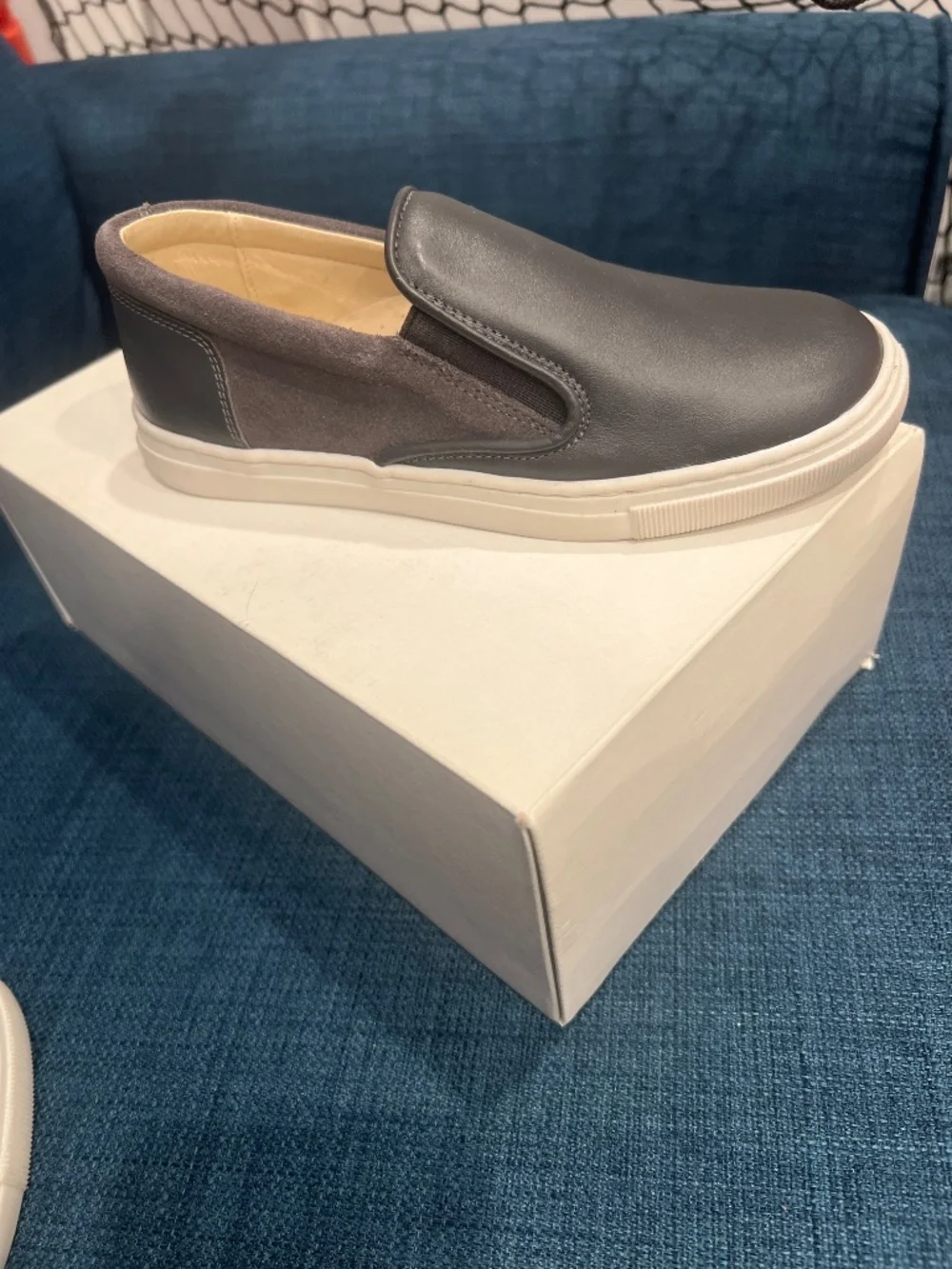 Manelli Gray Slip-On Sneakers – Minimalist Everyday Shoes